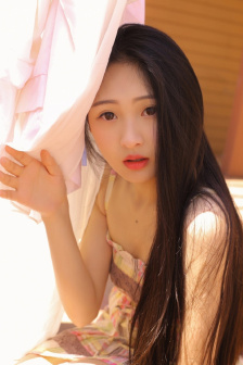 一面亲一面膜下奶